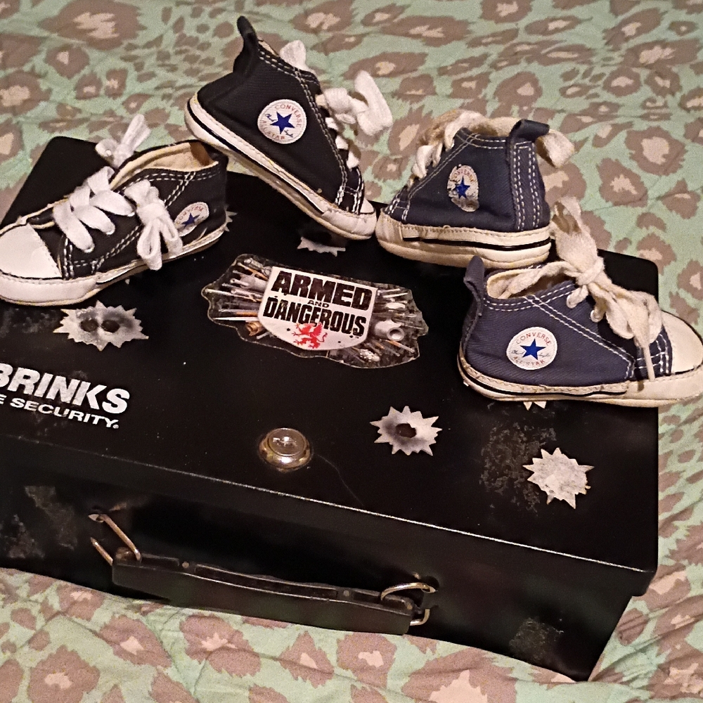 Kids High-Top Sneakers - Black and Blue